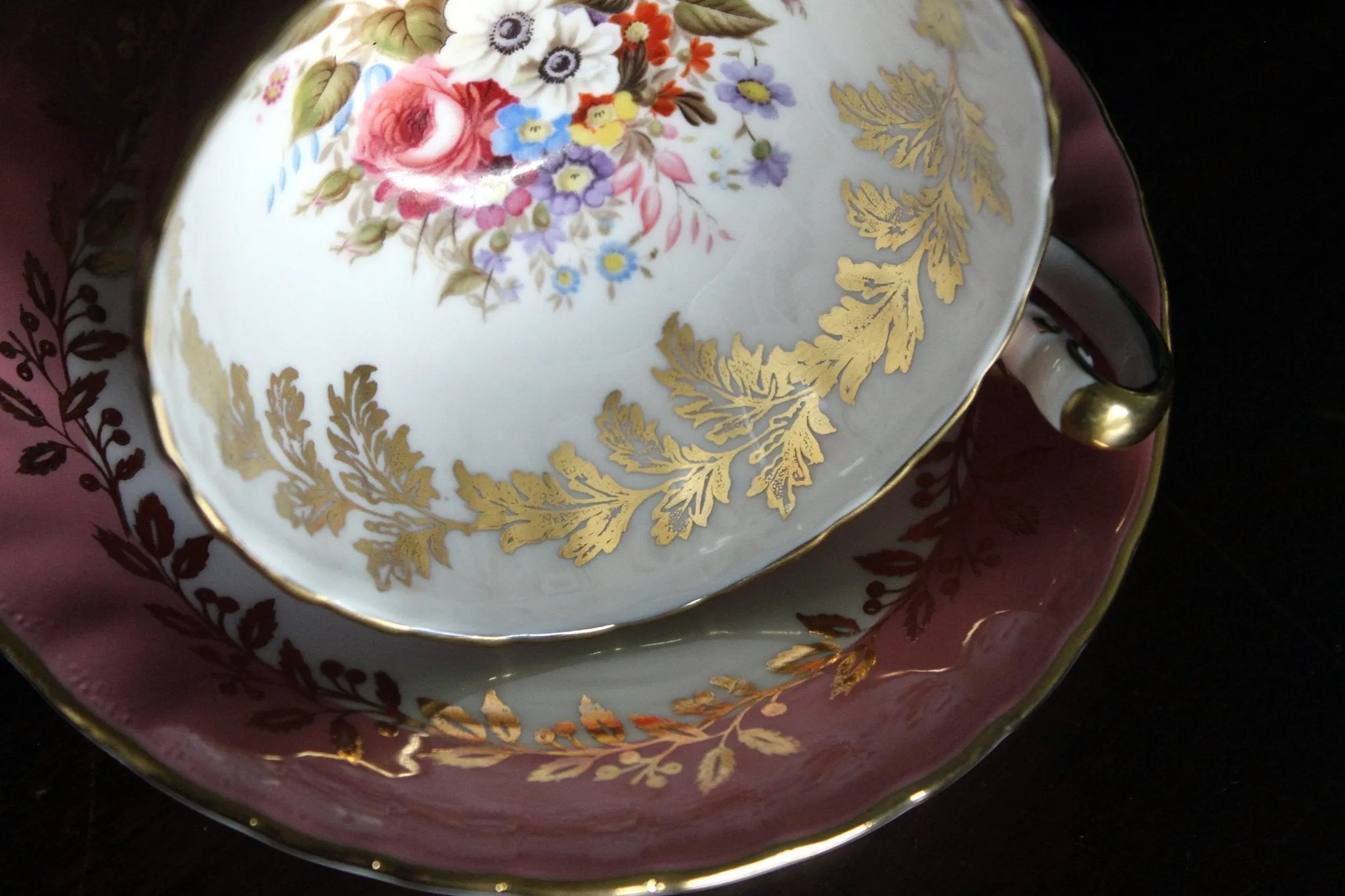 Aynsley Dusky Pink Teacup, Floral Interior, Oban Tea Cup & Saucer Set -J