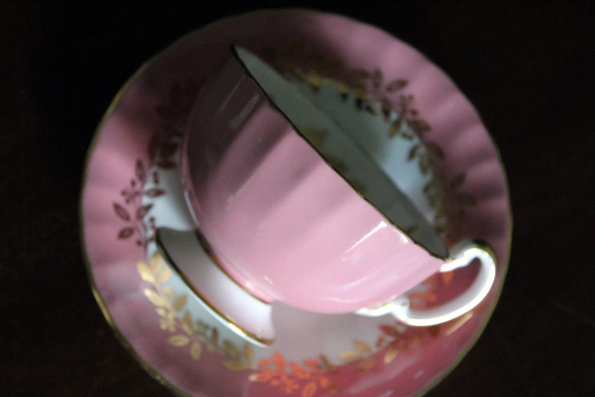 Aynsley Dusky Pink Teacup, Floral Interior, Oban Tea Cup & Saucer Set -J