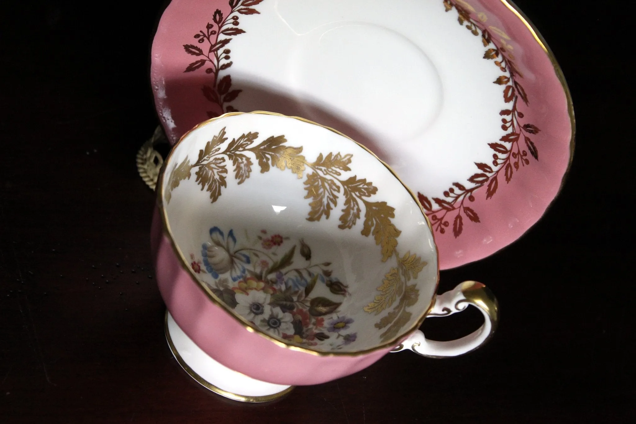 Aynsley Dusky Pink Teacup, Floral Interior, Oban Tea Cup & Saucer Set -J