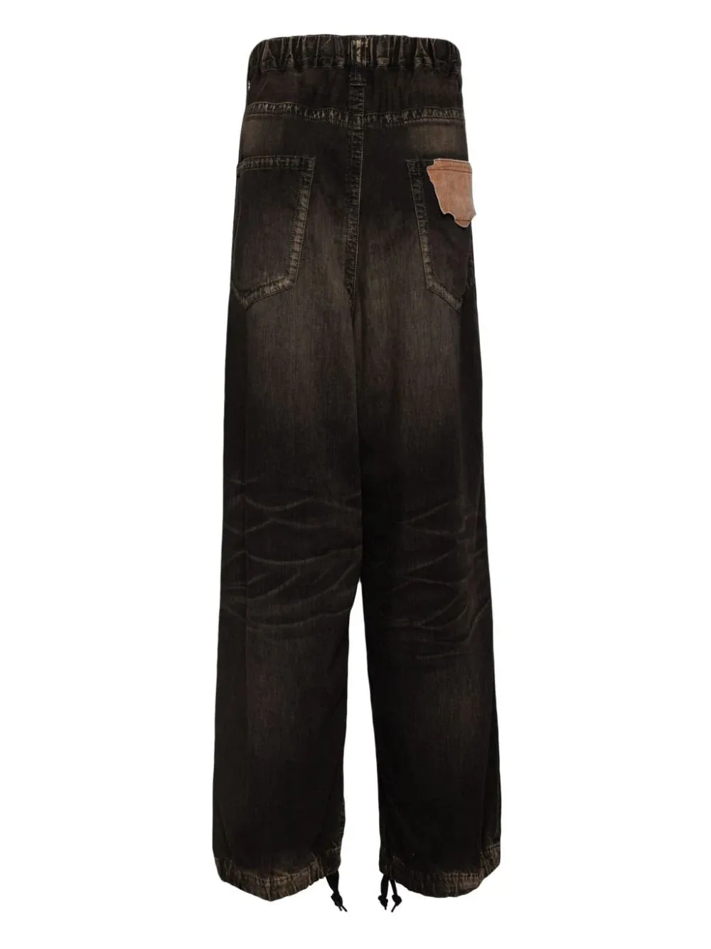Logo-Patch Straight-Leg Jeans