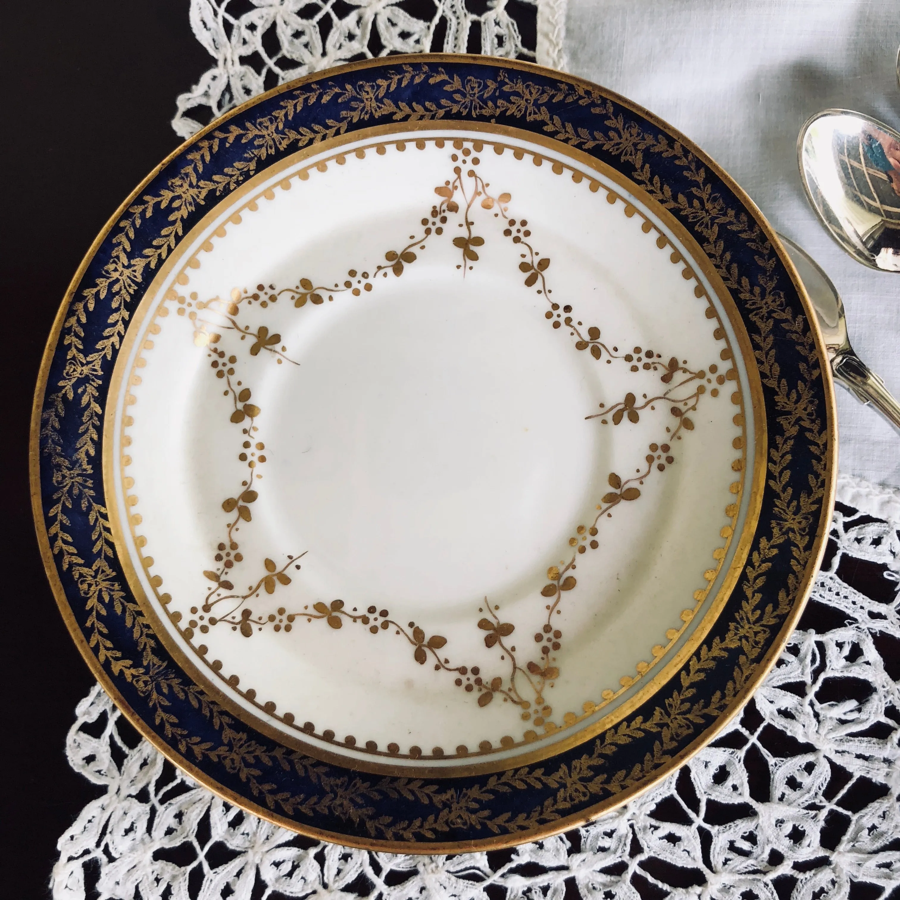 <€€ Vintage China TEA SET Stars On Blue Gold Rim C.B.L. England Retired