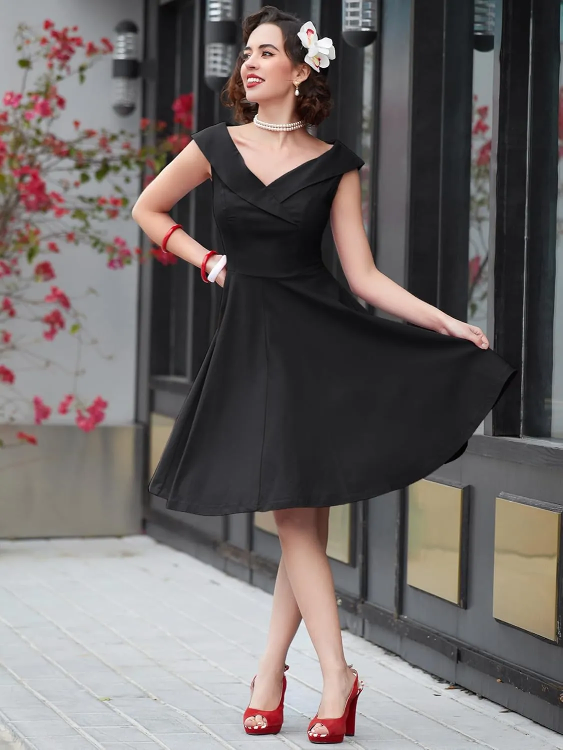 MUXXN Women's 1950s Retro Vintage Sleeveless V Neck Midi Cocktail Swing Dress