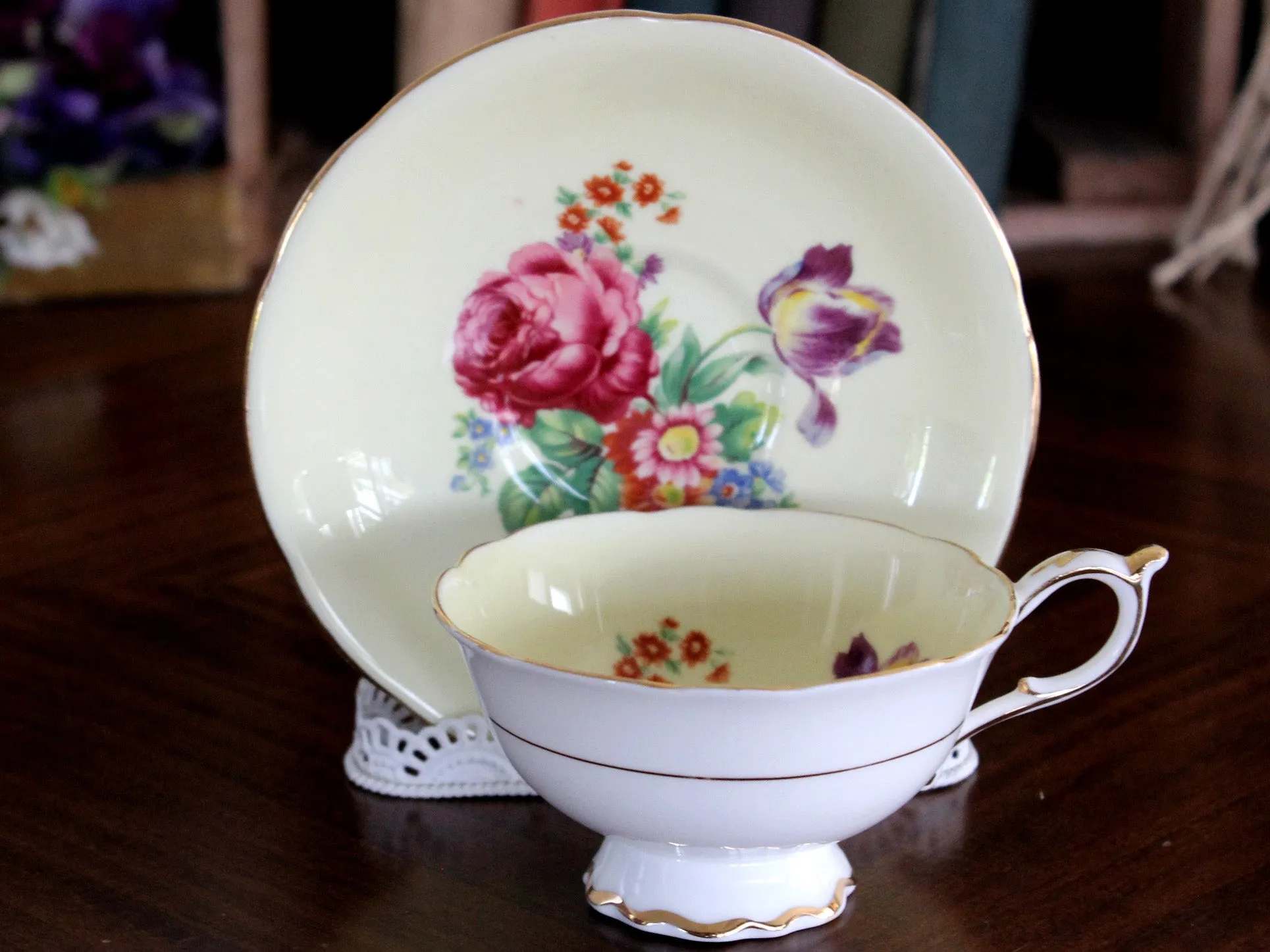 Paragon Pale Yellow Teacup with Saucer - English Bone China Tea Cup 15399