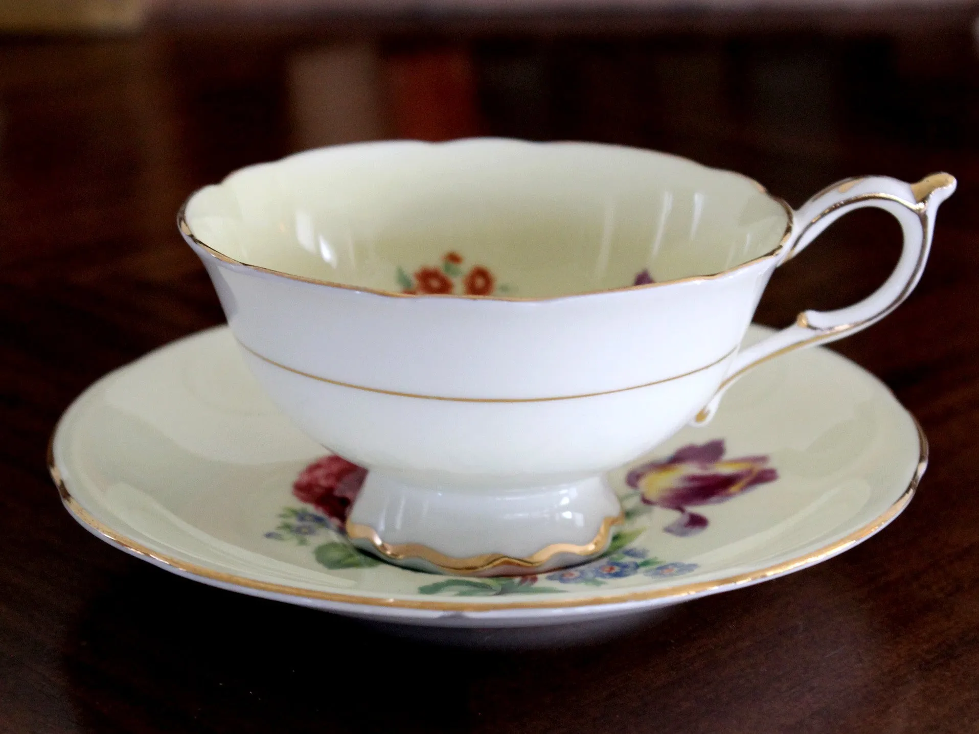 Paragon Pale Yellow Teacup with Saucer - English Bone China Tea Cup 15399