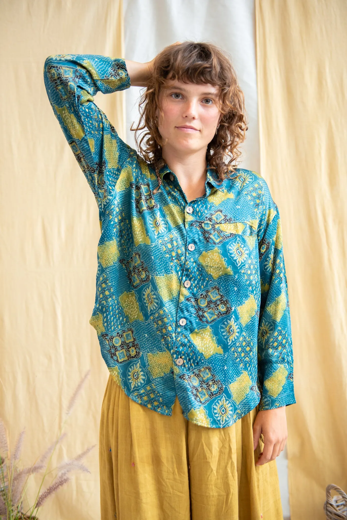 Silk Modal Boxy Long Shirt - Blue/Lime