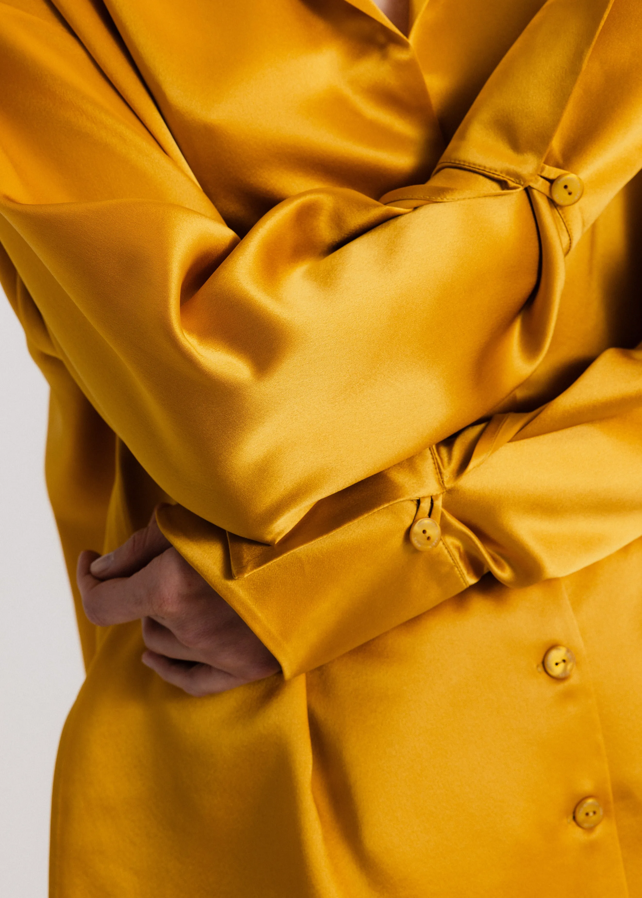 The Signature Silk Set in Gold