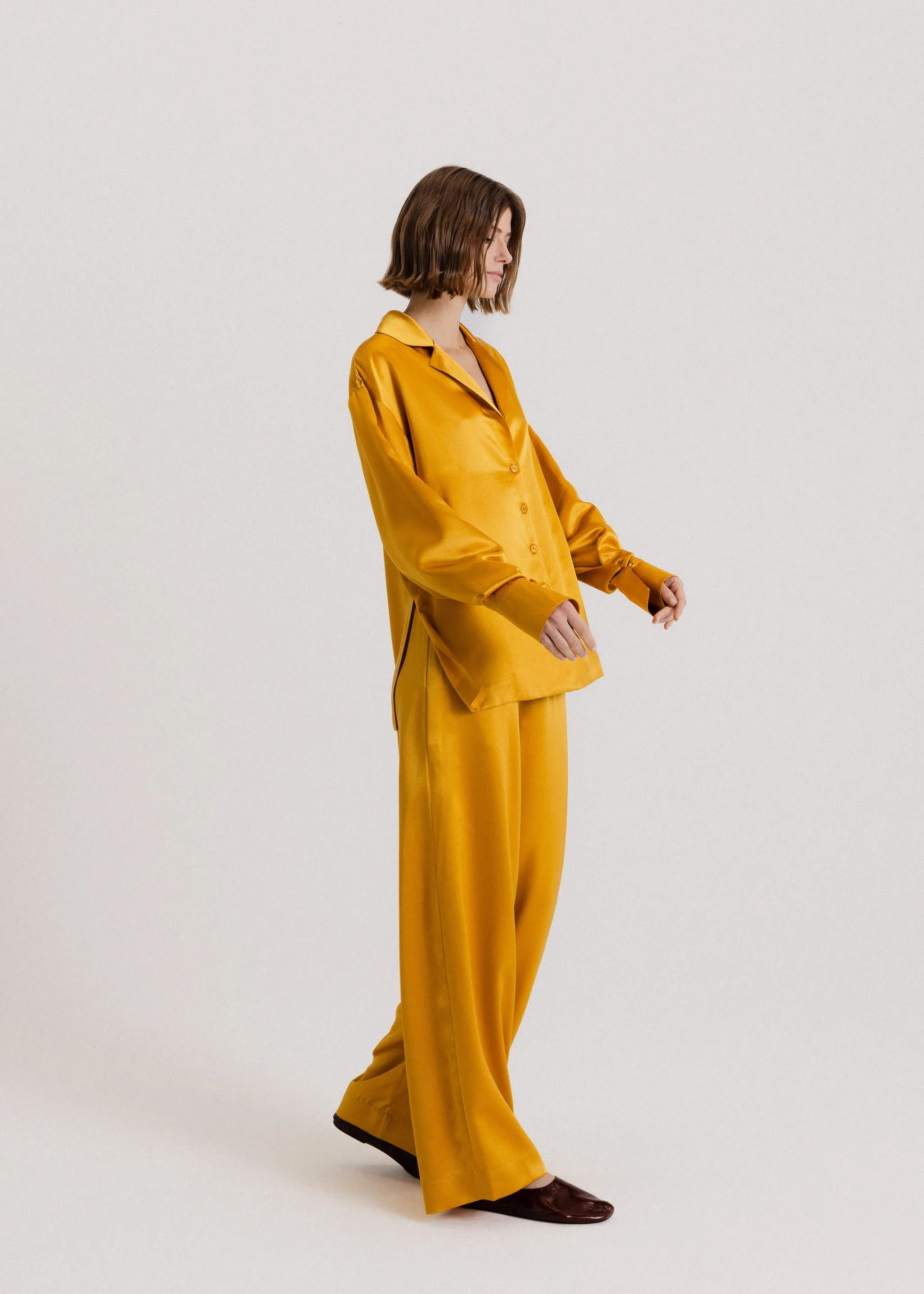 The Signature Silk Set in Gold