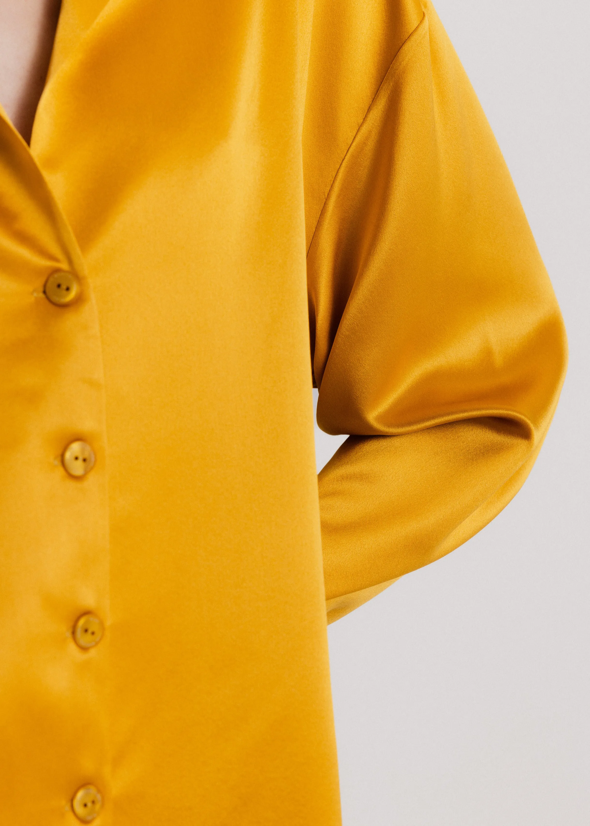 The Signature Silk Set in Gold